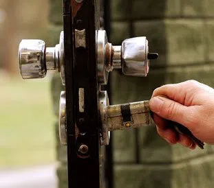 Lock Key Store San Antonio, TX 210-780-7308 Lock Key Store San Antonio, TX 210-780-7308 - 13-Re-Key-Locks